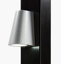 Купить Элегантное LED-освещение Locinox (Бельгия) TRICONE для ворот, цвета zilver и 9005 (черный) в Ейске